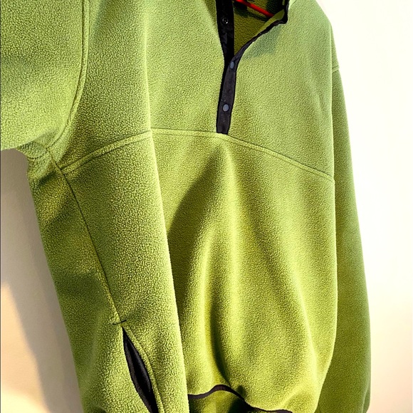 L.L. Bean: Synchilla Fleece Green - Picture 2 of 5